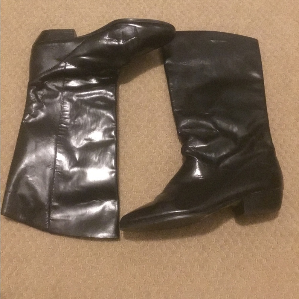 Black Boots